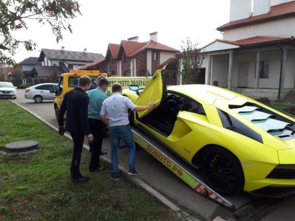 Элитный автопарк забрали у краснодарского должника 
